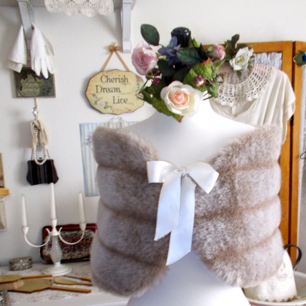 Meet your Posher, Jeannette